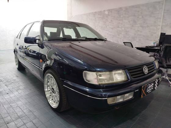 VOLKSWAGEN PASSAT 2.0 GL 8V GASOLINA 4P MANUAL